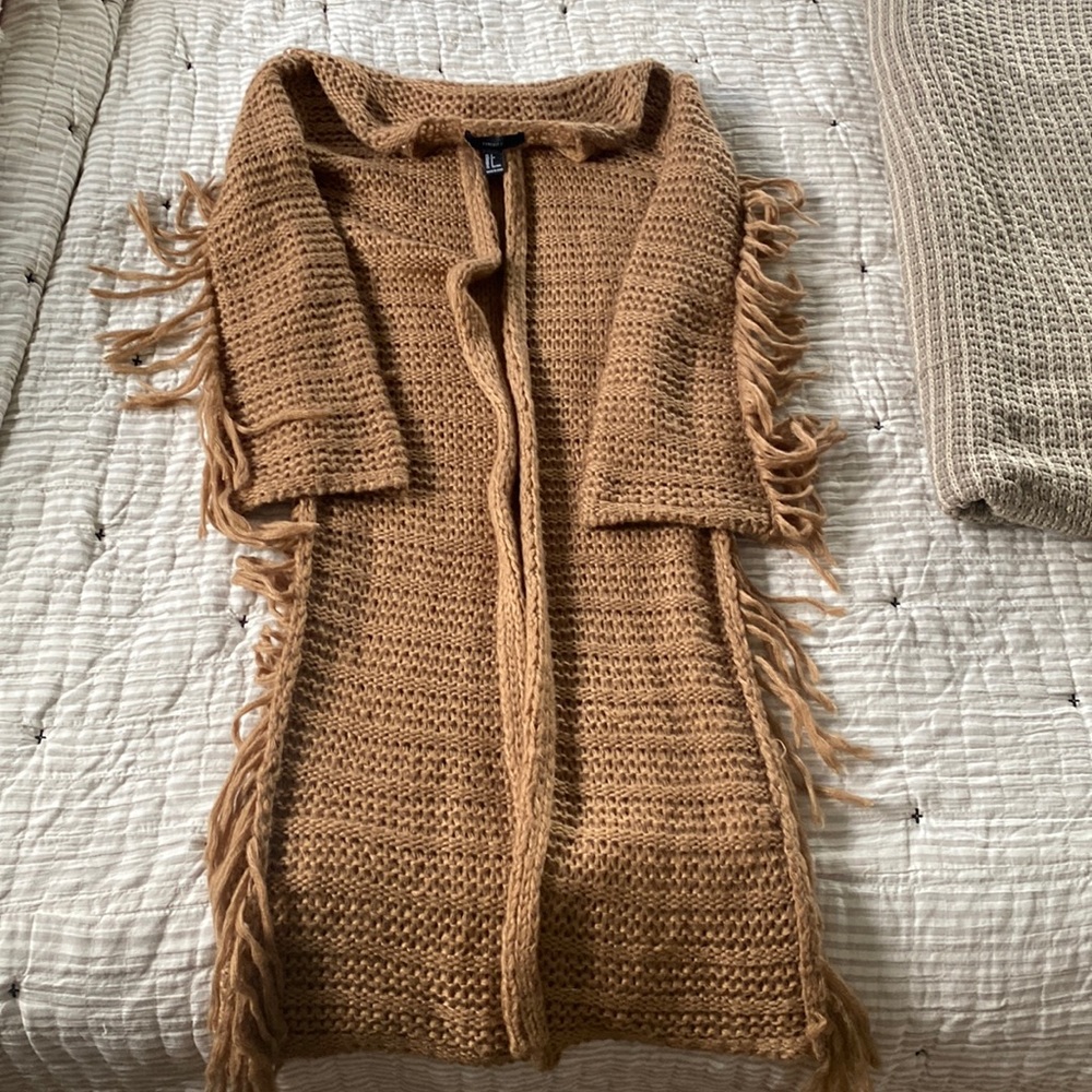 Fringe lined cardigan